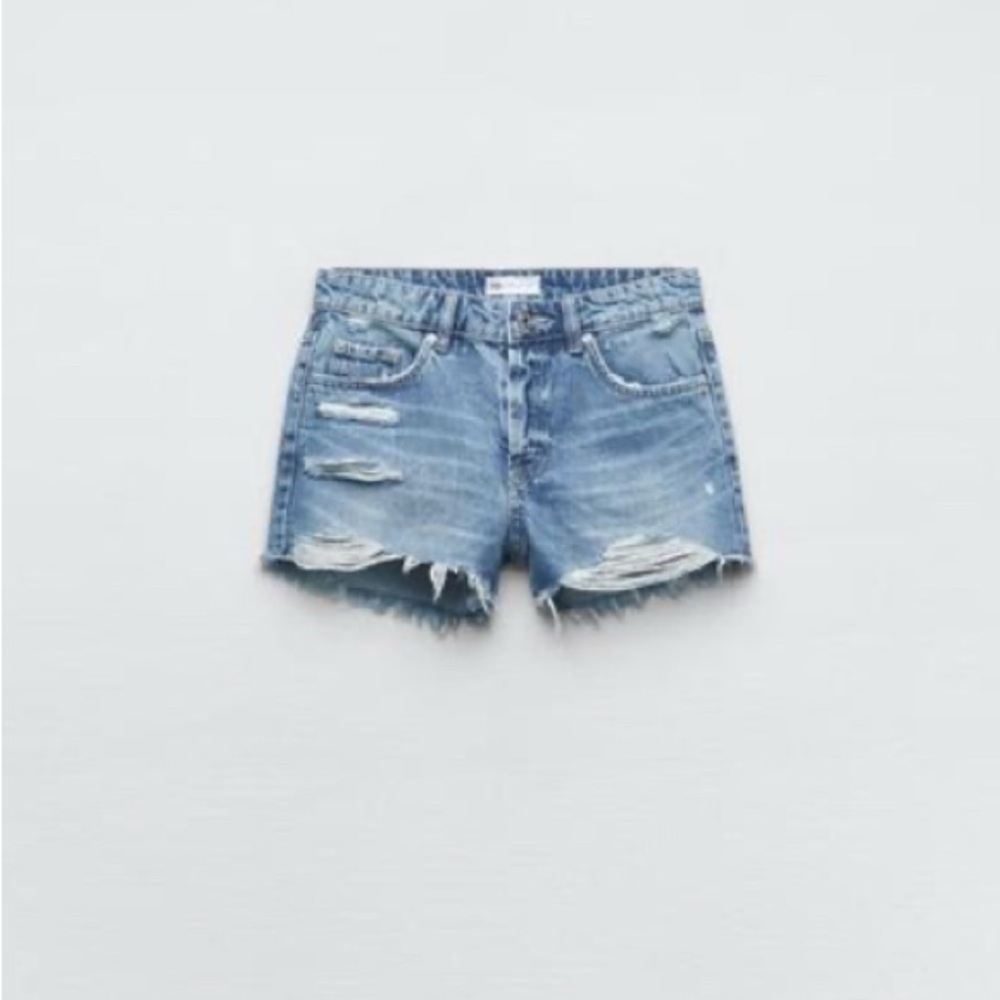 ZARA • TRF High Rise Denim Shorts • Sz 2